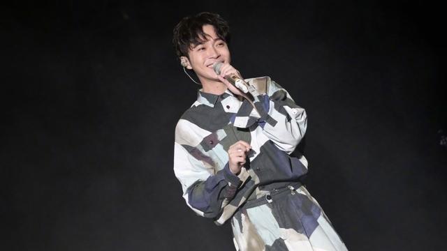 苏打绿主唱吴青峰突然宣布退出:讲了一千万次苏打绿不可能解散!