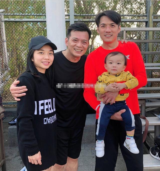 黄日华女儿近照曝光!论颜值美过一众女星,肤白貌美气质出色!