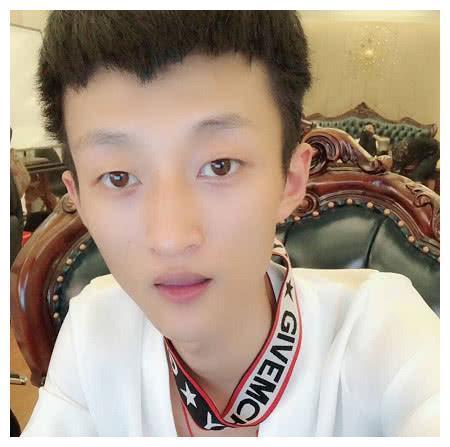 快手大乱!祁天道结局已定,吴迪、张二嫂均被逼退网,新一哥诞生