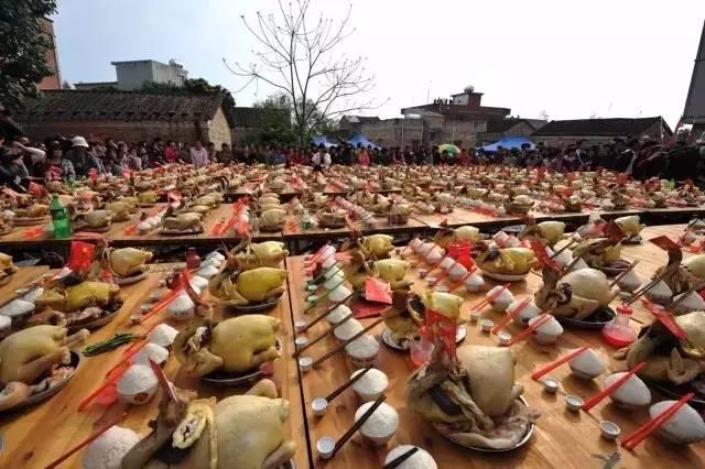 湛江和茂名，哪里的年例更隆重？