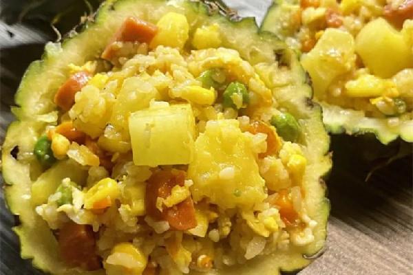 菠萝饭的菠萝怎么挖 菠萝饭可以用凤梨代替吗