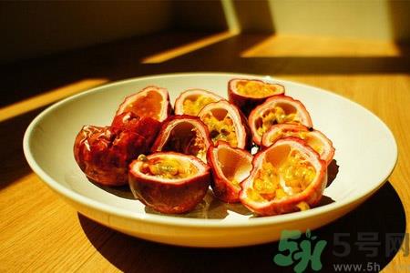 吃百香果会上火吗?百香果一次吃几个最好? 吃百香果会上火吗?百香果一次吃几个最好?