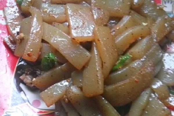 魔芋豆腐好吃吗 魔芋什么颜色的好吃 魔芋豆腐好吃吗 魔芋什么颜色的好吃