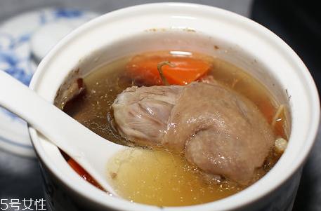 天麻能和羊肉一起炖吗 