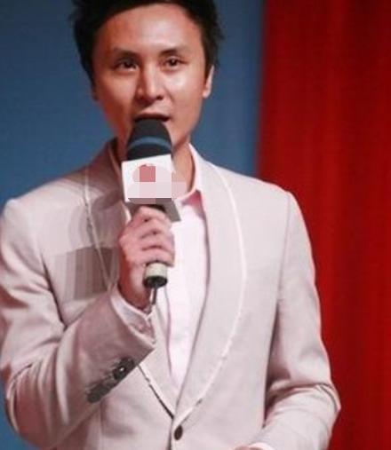 上海名主持朱桢前妻画风太妖娆,频晒大尺度照片,戏称想当二姨太