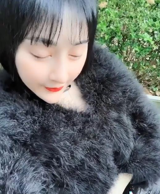 上海名主持朱桢前妻画风太妖娆,频晒大尺度照片,戏称想当二姨太