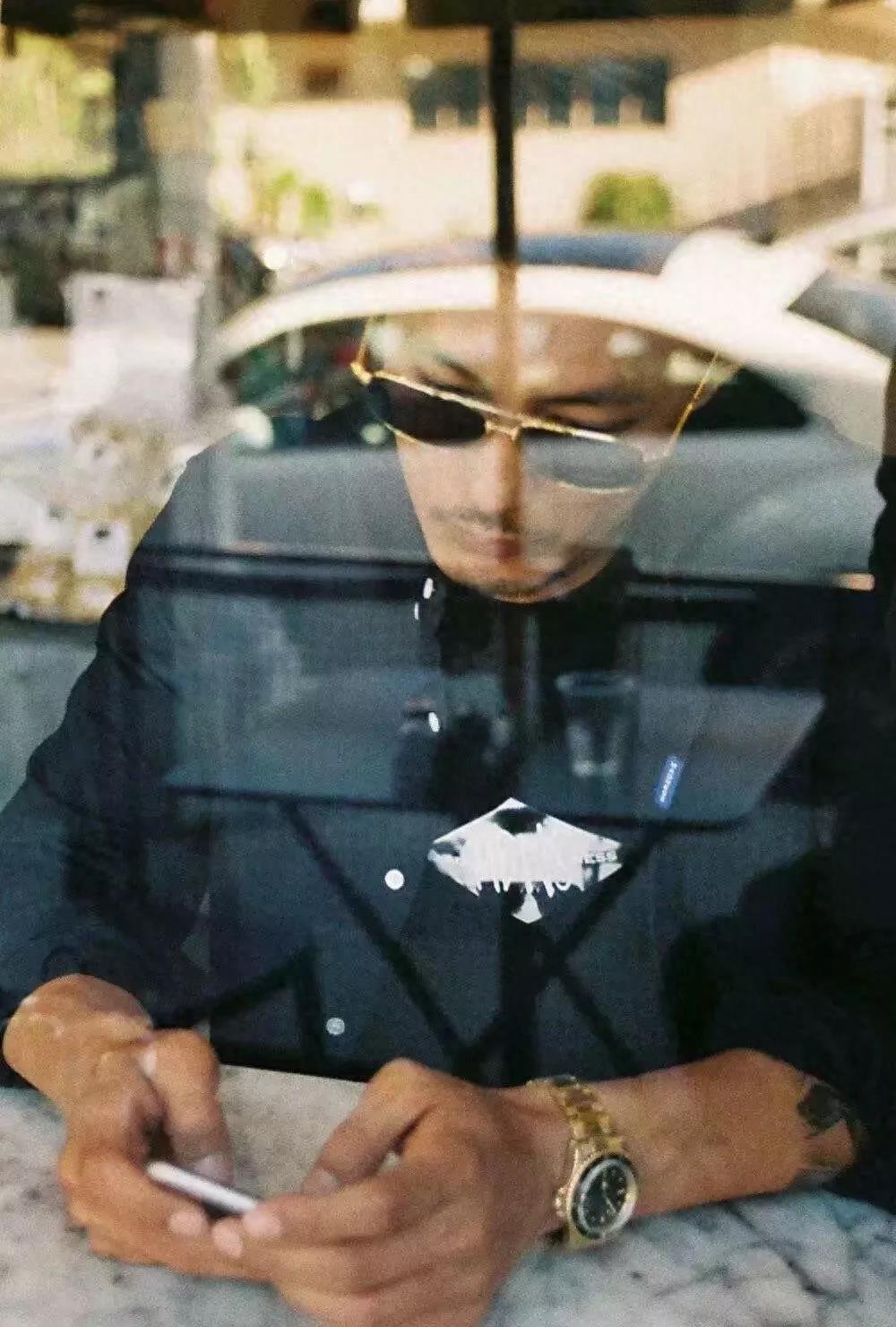 明星壁纸｜余文乐壁纸来一波