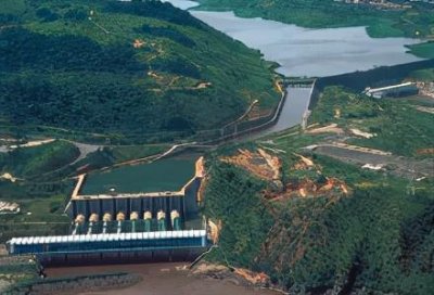 ​五座世界上最危险的大坝，与三峡相比不堪一击，宛如定时炸弹