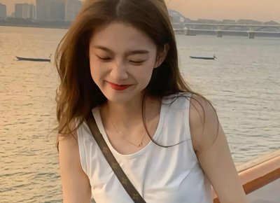 ​女生说嗯怎么回，女生发嗯嗯怎么幽默回复