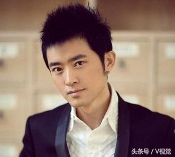 黄志忠、任泉、果静林、甘婷婷、甄锡主演《新亮剑》