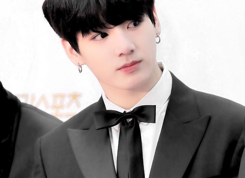 瓷婚送老婆什么礼物 婚姻纪念日送什么好