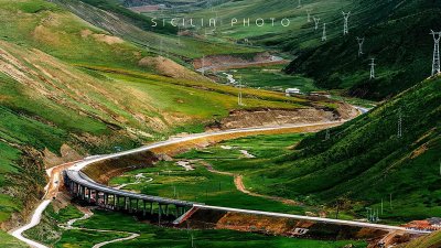 ​过万山之巅，溯江河之源—自驾最美国道214