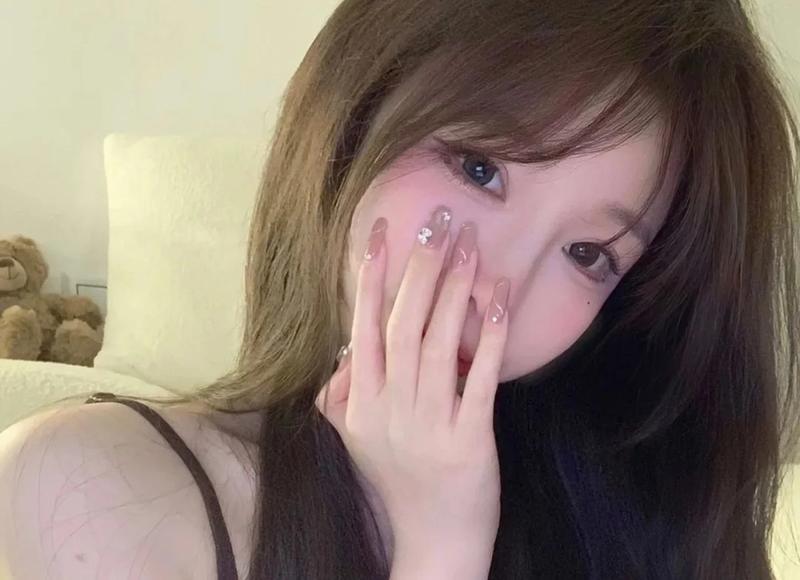 女生发了朋友圈又删掉是为什么