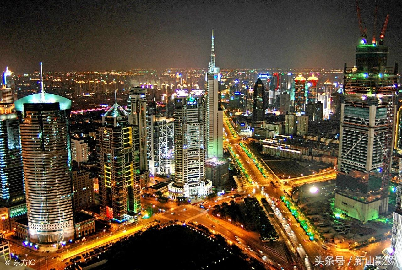 12张城市夜景图，带你走进绚烂的灯光世界