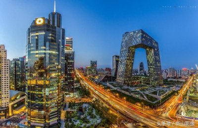 ​12张城市夜景图，带你走进绚烂的灯光世界