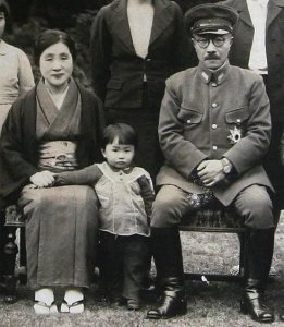​二战时期的日本女性有多愚昧？