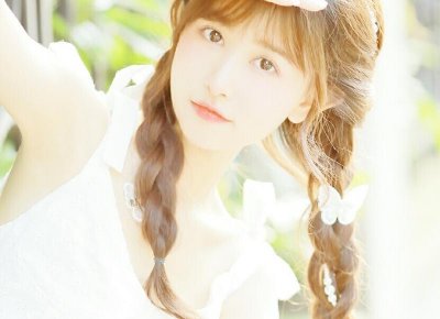 ​为什么男生喜欢抚摸女生的头发？