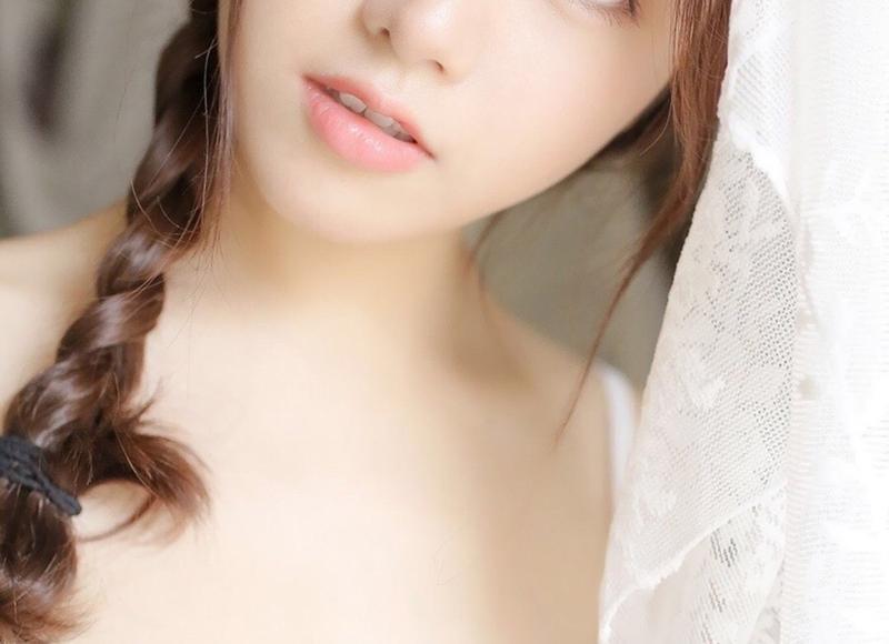  恋爱一年多，女友总是跟我提前任，我该怎么办