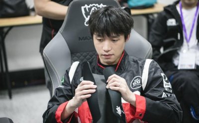 ​厂长韩服新ID“三个愿望”网友：暗示要拿下今年LOL赛事三连冠？