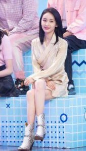 ​王子文的真实身高是多少？为什么她看起来如此之高？