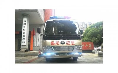 ​摩羯男女如何表现出对一个人的喜欢：详细解析和指南