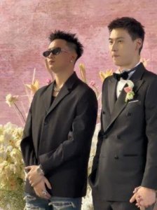​Rapper婚礼盛宴：今日明星CP喜结连理