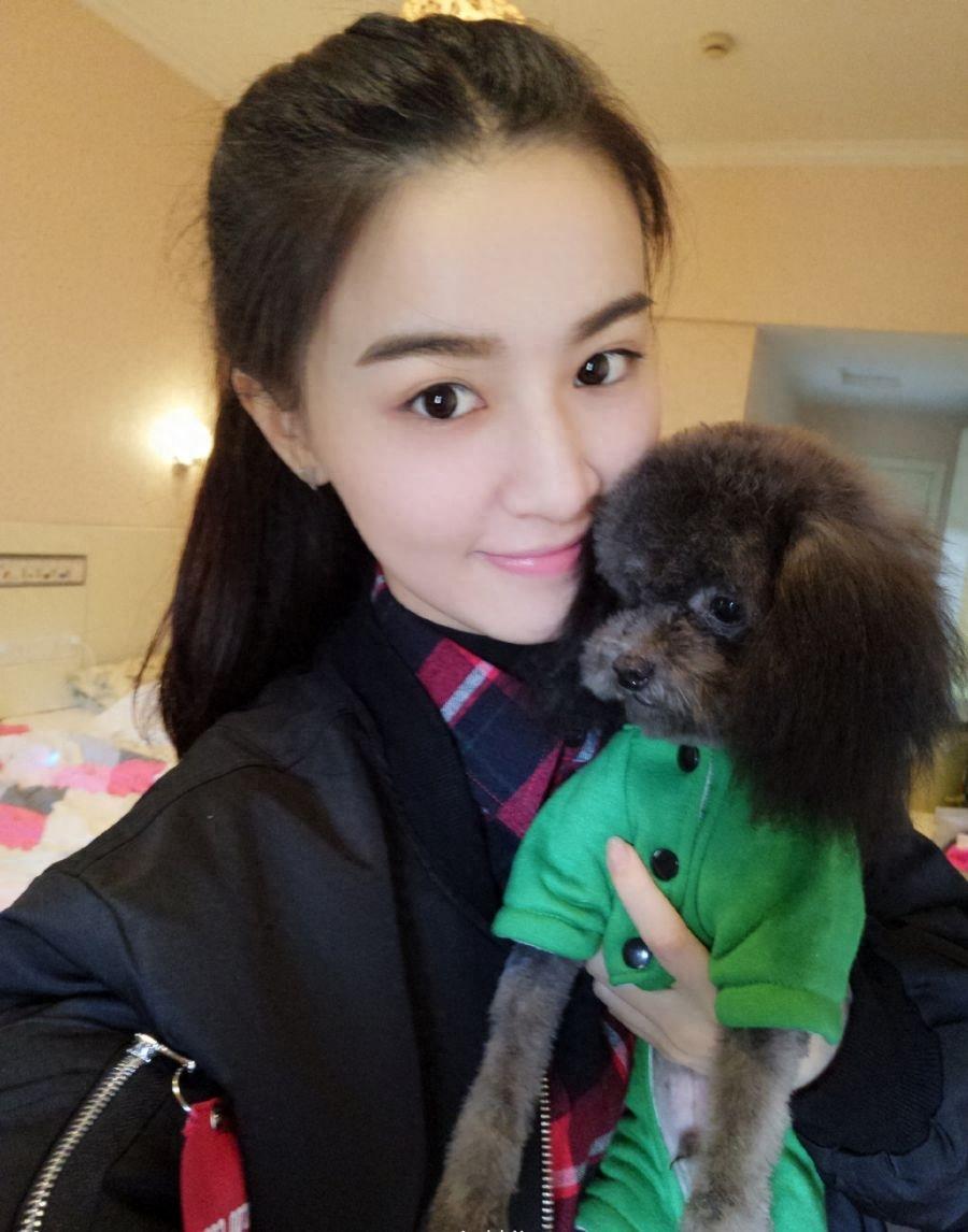 内地新晋女星梁婧娴