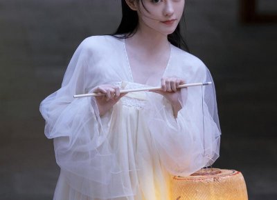 ​能发对象名字的文案抖音（写对象名字的文案）