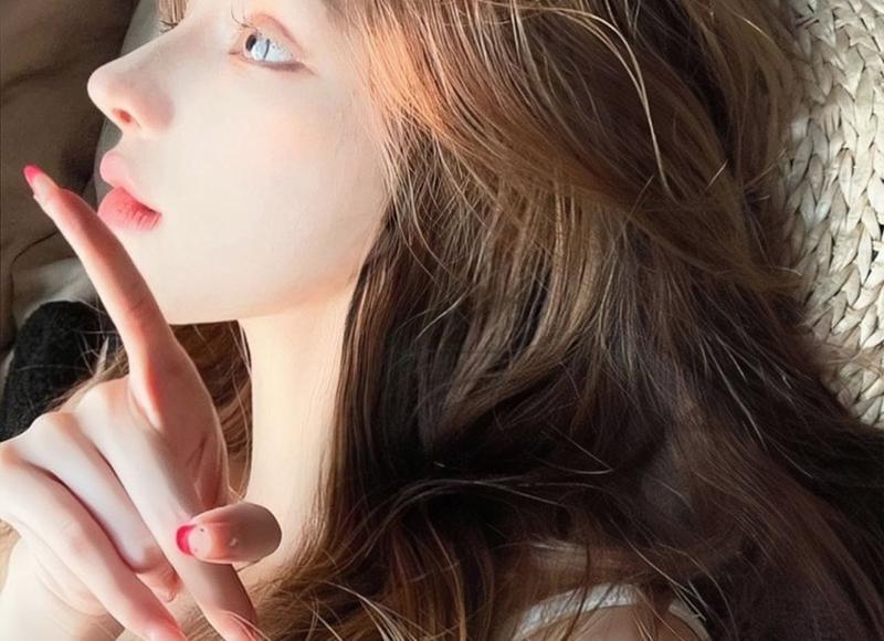 不管什么关系越简单越好