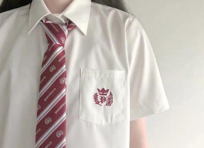 ​和女生聊天怎么找话题不至于尬聊