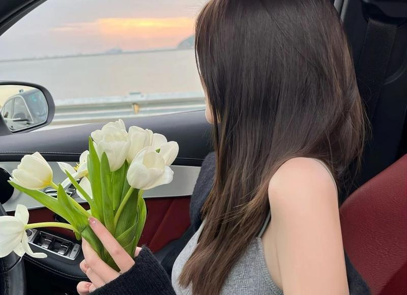 女生对你有好感的5暗示，女生的暗示就是这么隐晦