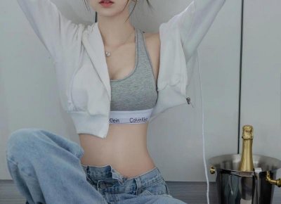 ​女朋友还留着前任的东西是什么意思？