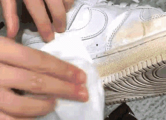 鞋胶水哪个牌子好(鞋子开胶的正确解决方法)