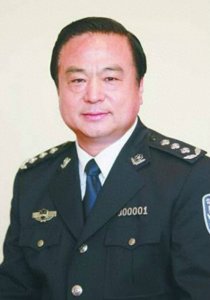 ​天津警界“大虎”武长顺：牟利70多亿，霸占4名警花，9个私生子