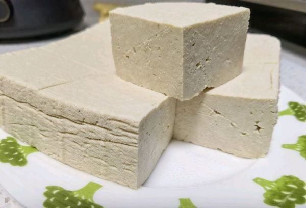 卤水点豆腐配方原料(最全的卤水点豆腐攻略)