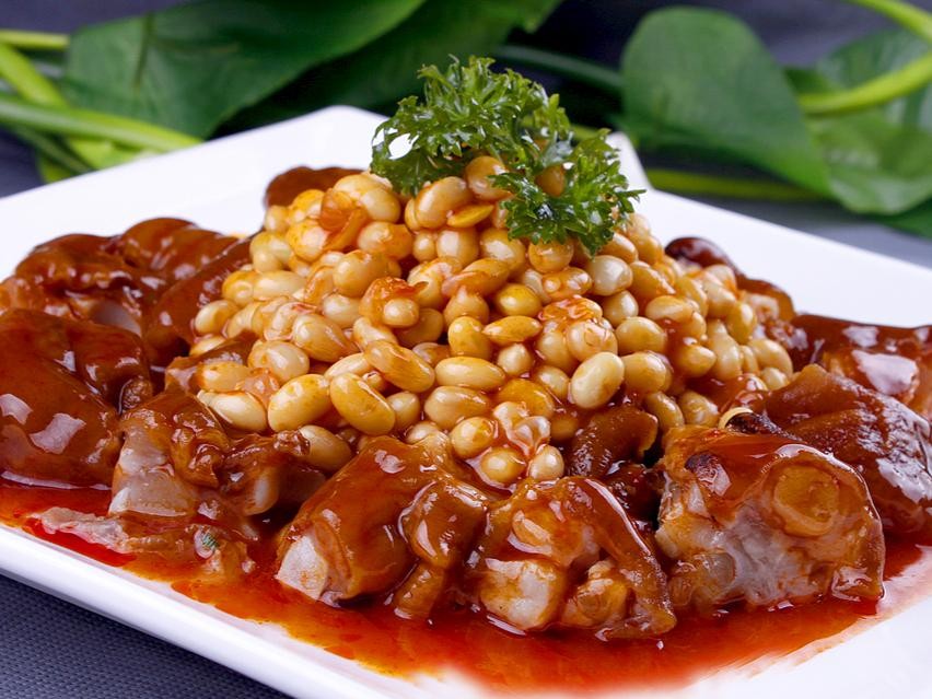 毛豆怎么变成圆的黄豆(黄豆和毛豆是一种东西吗)