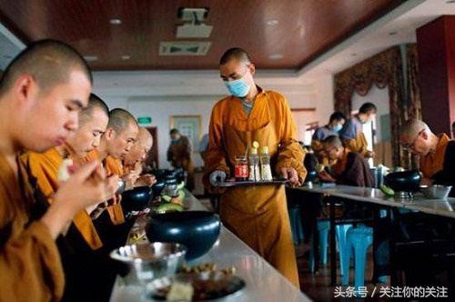 皈依佛门后有什么禁忌（皈依的条件和忌讳事项）