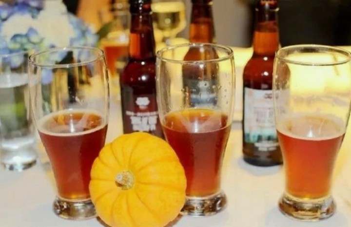 啤酒开瓶器原理（5种快速开啤酒瓶盖方法分享）