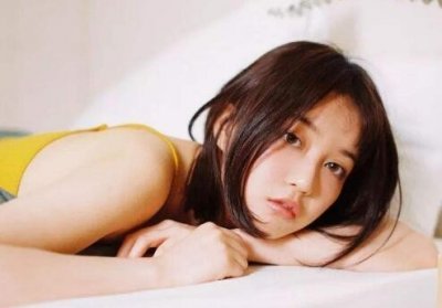 ​女生让你抱说明什么？是否说明她喜欢你