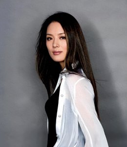 ​马艳丽：嫁大15岁导演，离婚后前夫与现任遭报应，如今成人生赢家