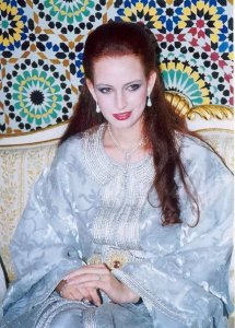 ​摩洛哥国王为她散尽后宫，最终却以离婚收场，童话婚姻也有保质期