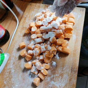 ​木薯淀粉可以做什么吃(木薯淀粉可以做什么吃不加奶)