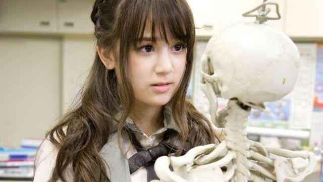 她是日本人气少女，如今却成了迪丽热巴替身！网友：来错了地方