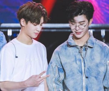 ​范丞丞和黄明昊一起参加了什么节目