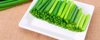 ​蒜苔要焯水不