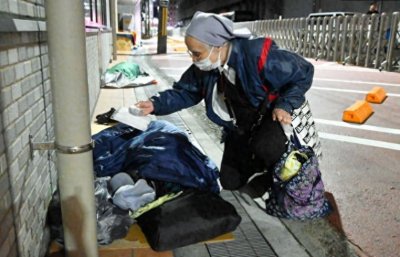 ​大阪84岁的修道女玛丽亚，夜巡30年！用这种方式为人们传递温暖