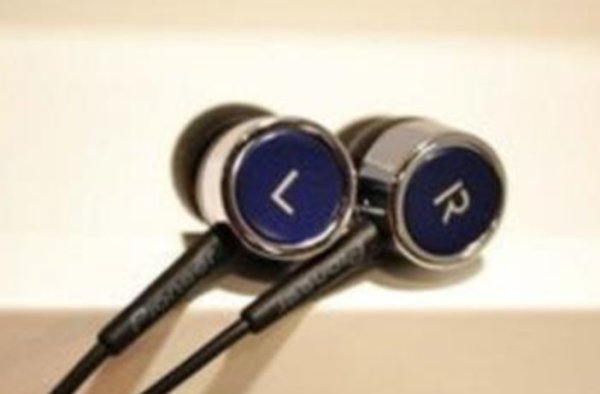 l是左还是右耳机,耳机l和r哪个是左右图2