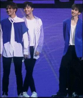 《偶像练习生》蔡徐坤朱正廷“坤廷”CP撒糖,好兄弟一起走吧