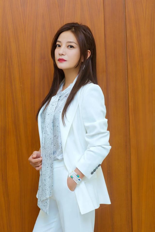 赵薇是马云的女人(马云直言和她不熟)