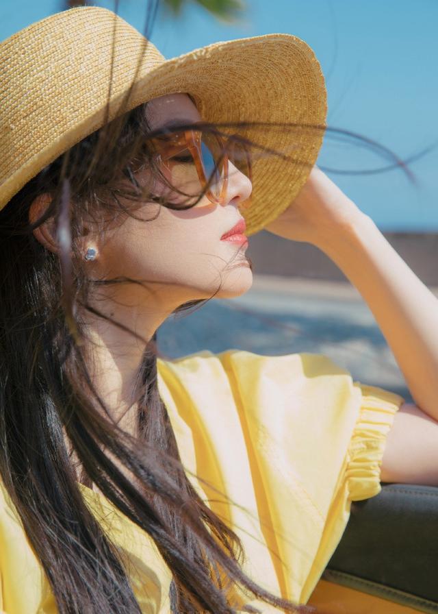 刘亦菲时尚照(刘亦菲依旧美得冒泡泡)(10)